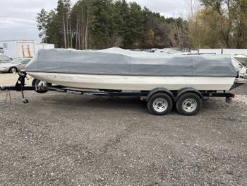 1988 deck-boat- granddecke for sale near elk-river, minnesota a2ef5db3ccfa40c2b74401485af5f33b.jpg