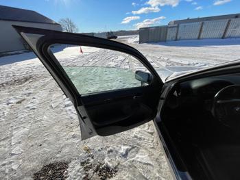 2001 bmw 3-series 325i with 225288 miles for sale near elk-river, minnesota a341787889d249e9affa01a89ce4f12c.jpeg