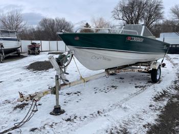 1977 crestliner 16-ft for sale near elk-river, minnesota a3499d64182742308932cf6b8dcf6f7d.jpg