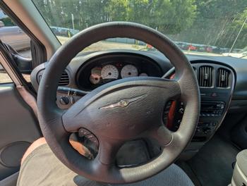 2006 chrysler town-&amp;-country lx with 222575 miles for sale near elk-river, minnesota a360b4a97dc84419ac6176131c8f6f41.jpg