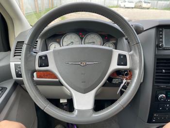 2008 chrysler town-&-country touring with 204610 miles for sale near elk-river, minnesota a4890bb6c46e415b8ceea51a493864be.jpeg