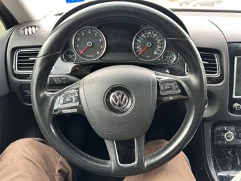 2014 volkswagen touareg vr6-lux with 142869 miles for sale near burnsville, minnesota a5263afe605e455ca0a2c0ccb3ce4718.jpeg