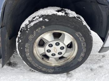 2001 chevrolet tahoe 4wd with 174356 miles for sale near fridley, minnesota a56b99ba3bc645329bfc31b2177de529.jpeg