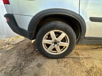 2004 volvo xc90 2.5t-awd for sale near elk-river, minnesota a58452e4795f4b8d8e772ac926416da3.jpeg