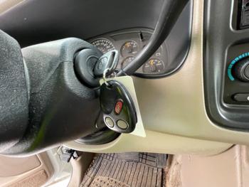 2004 chevrolet suburban 2500-4wd with 245420 miles for sale near elk-river, minnesota a646e446b4e947679965e2fdfedaaa9d.jpeg