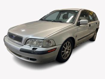 2001 volvo v40 with 184716 miles for sale near elk-river, minnesota a670ebe3bc514cdca97daf19546cb3bc.jpg