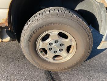 2004 chevrolet silverado-1500 ext.-cab-short-bed-4wd with 180428 miles for sale near elk-river, minnesota a67f4d57410c4b419c5caf2c03abd9d9.jpeg