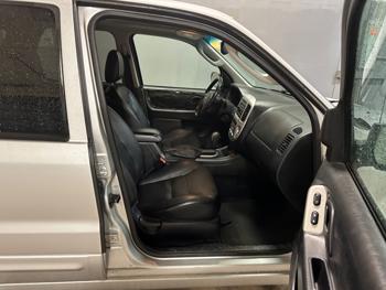 2006 ford escape limited-4wd with 150015 miles for sale near elk-river, minnesota a6e132a8ab6c458aade90c59684180d7.jpeg