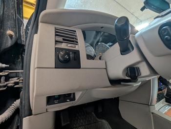 2007 chrysler aspen limited-4wd with 249879 miles for sale near elk-river, minnesota a7e5ee17699a4c849b5bf1a2e376c4a7.jpg