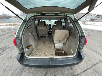 2009 toyota sienna ce-fwd-7-passenger with 176555 miles for sale near elk-river, minnesota a7feaa8d40e94a059704704c4085724a.jpeg