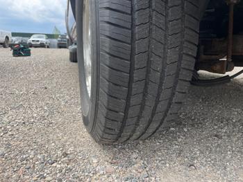 2001 chevrolet suburban 1500 with 236426 miles for sale near elk-river, minnesota a84a187ec5f947eb883866f1b6271dc9.jpg