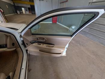 2005 buick lesabre limited with 159535 miles for sale near elk-river, minnesota a8eeef33eff24e8e86e9579dbec1cc2f.jpg