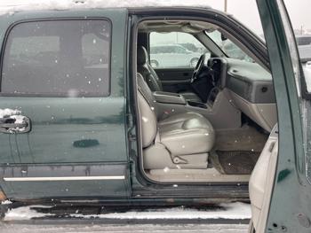 2004 chevrolet suburban 1500-4wd with 177654 miles for sale near fridley, minnesota a91d7b7bf6eb46db90e30ae0411e62b4.jpeg