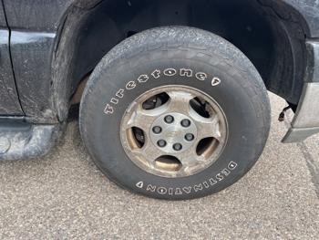 2000 chevrolet tahoe 4wd with 230426 miles for sale near fridley, minnesota a92eea59816b4193ad28e7a1e5ef9e2e.jpeg