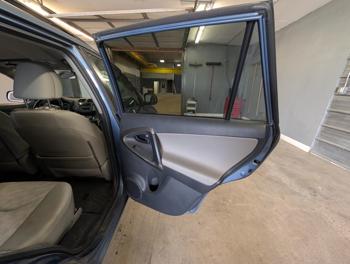 2010 toyota rav4 base-i4-4wd with 209322 miles for sale near elk-river, minnesota a93babd8156b48cdaaf03df1d72867c3.jpg