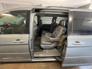 2006 honda odyssey ex-l with 256601 miles for sale near elk-river, minnesota a94dfb1a0a834e7cbe77b30cff21bd96.jpeg