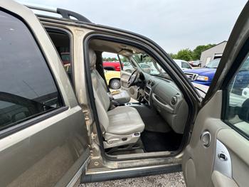 2005 jeep liberty limited-4wd with 158358 miles for sale near elk-river, minnesota a981ad0fc8754ba8a87d43b011bd290c.jpeg