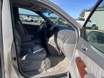 2004 toyota sienna xle with 143682 miles for sale near elk-river, minnesota a9dfc67f40054178b3bf021f2db71fbd.jpg