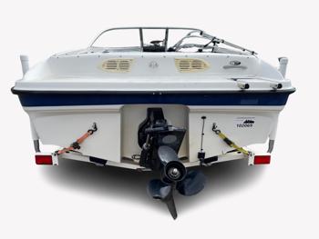 2005 18 Ft. Bayliner