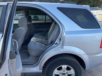 2005 kia sorento lx-2wd with 124219 miles for sale near elk-river, minnesota aa5ac240ad2a471290c122ad81c67ef2.jpeg