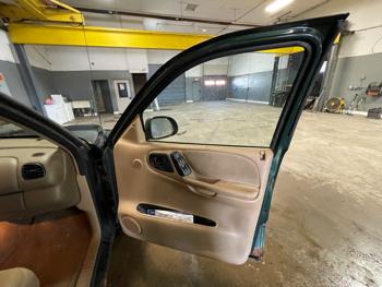 1999 dodge durango 4wd with 240421 miles for sale near elk-river, minnesota aae11adc77c2481c86b8705f72a46b99.jpeg