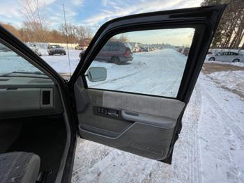 1991 gmc sierra-c-k-1500 reg.-cab-8-ft.-bed-2wd with 176147 miles for sale near elk-river, minnesota ab0df32400e94b9eb2b4c5456d824a9b.jpeg