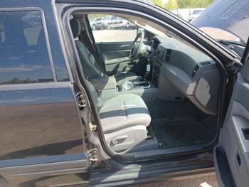 2006 jeep grand-cherokee laredo-4wd with 216289 miles for sale near elk-river, minnesota abb08686d954495989c73a2b209a7564.jpg