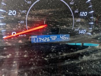 2010 toyota camry le-6-spd-at with 117426 miles for sale near elk-river, minnesota acc248dfb57944e2b268afea67ec6ac9.jpg