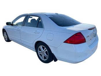 2007 honda accord ex-l-sedan-at with 221067 miles for sale near elk-river, minnesota aceaf8ff2a944b02ba96e19fb5771c34.jpg