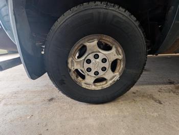 2004 chevrolet silverado-1500 work-truck-ext.-cab-short-bed-4wd with 322888 miles for sale near elk-river, minnesota ad6a704e29ab46dfabb5986762068284.jpg