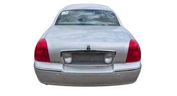 2003 lincoln town-car signature for sale near elk-river, minnesota ad6cedddd8274af4b7d7e490b457cc04.jpg