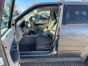 2009 ford escape xlt-4wd-v6 with 179919 miles for sale near fridley, minnesota af2e28356c7c452ea430a94c23f02154.jpeg