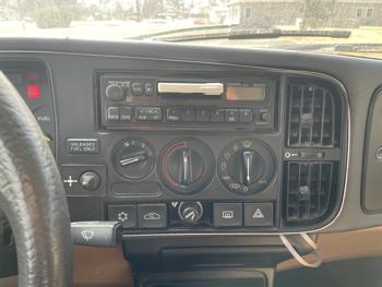 1989 saab 900 hatchback with 202811 miles for sale near columbus, minnesota b00f93f32ca94a348196c30264f173bc.jpeg