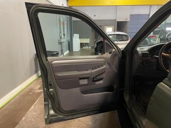 2003 ford explorer xlt with 169676 miles for sale near elk-river, minnesota b05f89d2508b463faff376bc9bd0d465.jpg