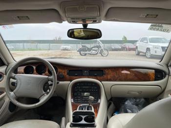 1998 jaguar xj-sedan xj8 with 122279 miles for sale near elk-river, minnesota b0697d3fac5f484ab00befc06e0165c1.jpg