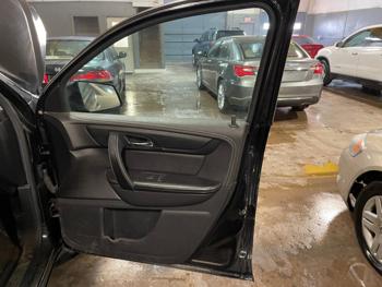 2017 chevrolet traverse lt with 301757 miles for sale near elk-river, minnesota b086f9ddde124e559a2817017bc1f1c6.jpg