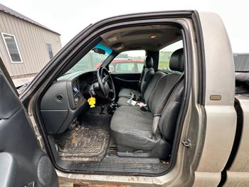2002 chevrolet silverado-1500 short-bed-4wd with 283000 miles for sale near elk-river, minnesota b0dca220ebef42d3ab9537da9716e36b.jpeg