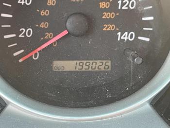 2004 toyota highlander std with 199026 miles for sale near elk-river, minnesota b0ff8267f05a4f4bbddfa6f8f06a6c6f.jpg