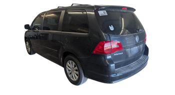 2013 volkswagen routan se with 157836 miles for sale near elk-river, minnesota b14ff34e341a430ea3bf5ef40b582294.jpg