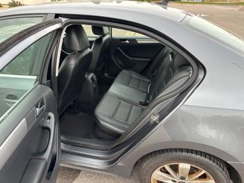 2015 volkswagen jetta se-6a with 149303 miles for sale near burnsville, minnesota b181b41f74414cc08926ae5e860b9180.jpeg