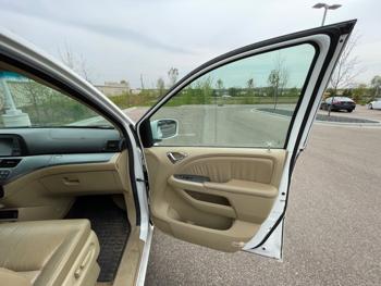 2009 honda odyssey ex-l with 176876 miles for sale near lake-elmo, minnesota b1bd3f5fb5b84de2b99c5e09cae65b65.jpeg