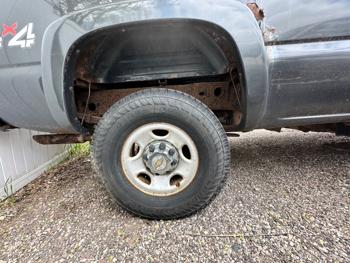 2004 chevrolet silverado-2500hd work-truck-crew-cab-short-bed-4wd with 219246 miles for sale near elk-river, minnesota b22d810fcabf4bd7a77dd7cfc6bea65a.jpeg