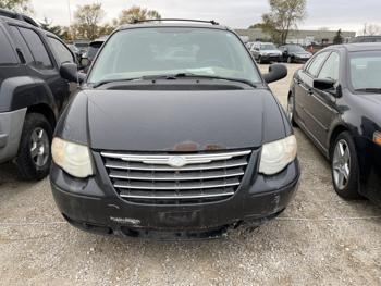 2005 chrysler town-and-country touring with 266893 miles for sale near elk-river, minnesota b2750e1073464568b8f694f21825b83c.jpg