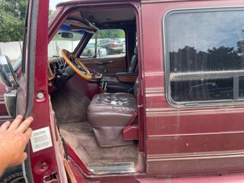 1991 gmc vandura g2500 with 151379 miles for sale near elk-river, minnesota b3bb399c9e8c43e980f185c53b222f5c.jpeg
