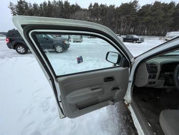 2006 gmc canyon sl-2wd with 160648 miles for sale near elk-river, minnesota b3e7c425a3af4f9ba60ccc617675cee3.jpeg