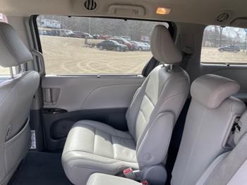 2018 toyota sienna limited-premium-7-passenger with 131954 miles for sale near jordan, minnesota b4b00072442f4382b0997a62c7bc27b9.jpeg