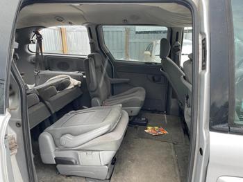 2007 chrysler town-and-country base-lx with 190974 miles for sale near elk-river, minnesota b4be06322f5a4b059100867c26797a36.jpg