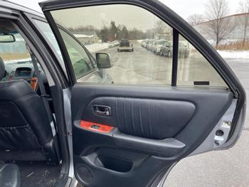 2001 lexus rx 300 with 147547 miles for sale near elk-river, minnesota b517c9595bbb4f79affbbef3e92ac8e2.jpg