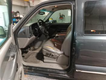 2003 chevrolet suburban 1500-4wd with 287351 miles for sale near elk-river, minnesota b555bb63c5e742e5b096f0c689c7c246.jpg