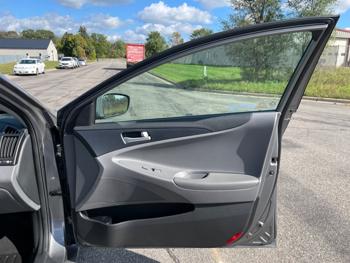 2011 hyundai sonata gls-auto with 94075 miles for sale near elk-river, minnesota b589fd4bef8f47f687e90ea17d272b18.jpeg